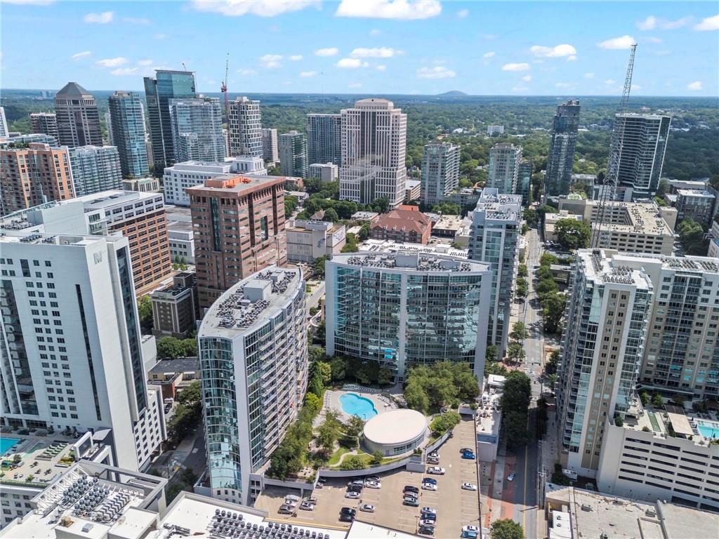 950 W Peachtree Street NW Unit 814