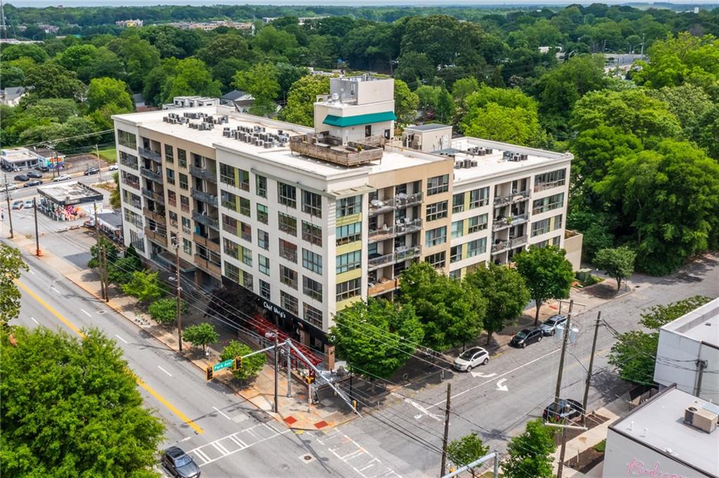 563 Memorial Drive SE Unit 407