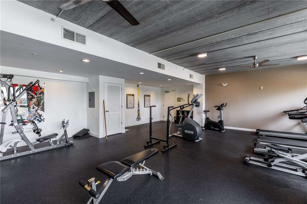 563 Memorial Drive SE Unit 407