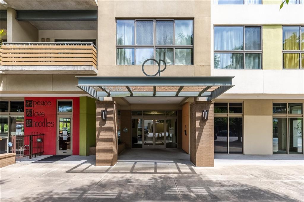 563 Memorial Drive SE Unit 407