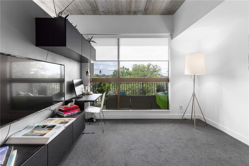 563 Memorial Drive SE Unit 407