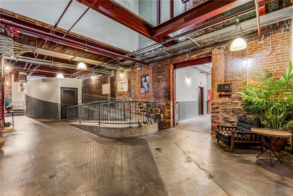 19 Hilliard Street SE Unit 13