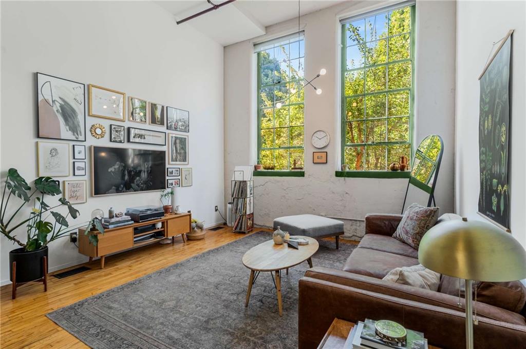 19 Hilliard Street SE Unit 13