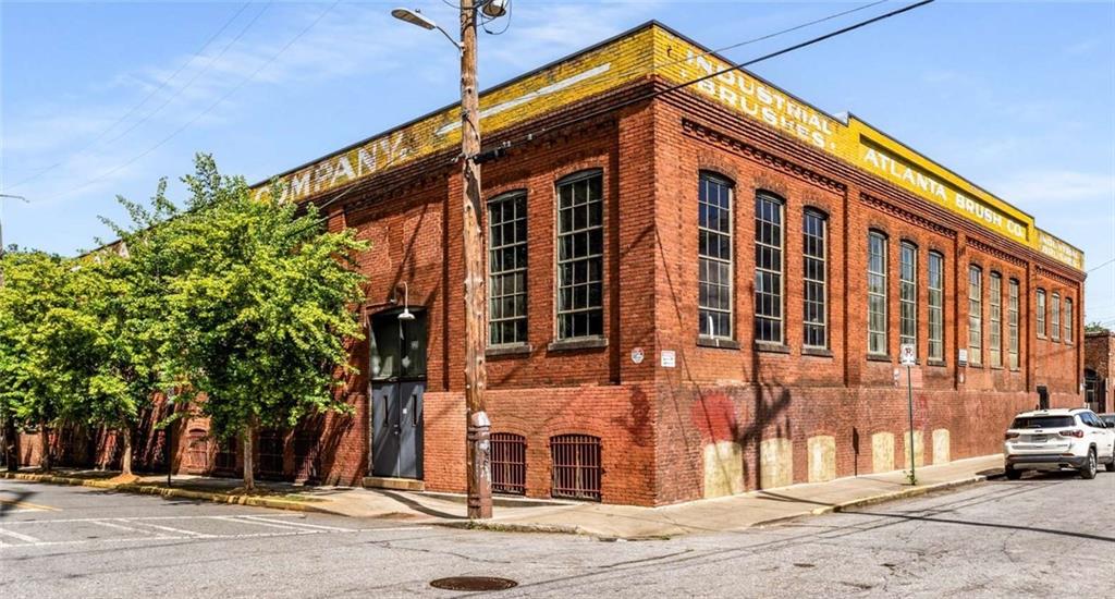 19 Hilliard Street SE Unit 13