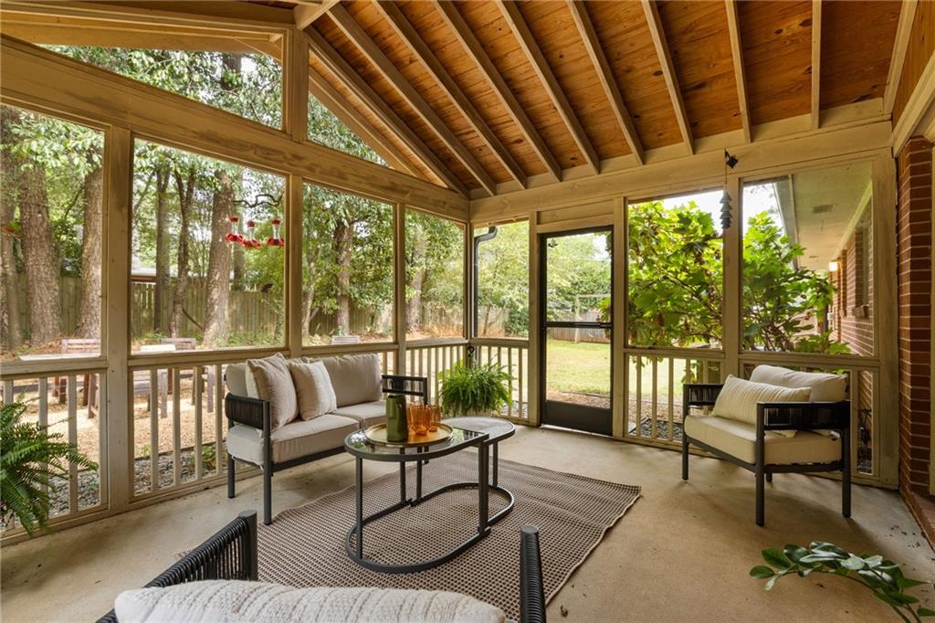 4139 Indian Lakes Circle