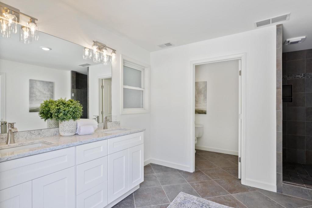 1380 Cambridge Court