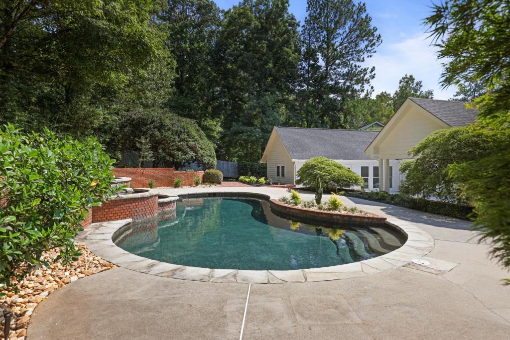 1380 Cambridge Court