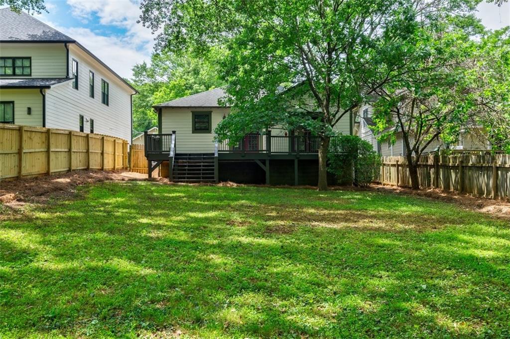 54 BATES Avenue SE