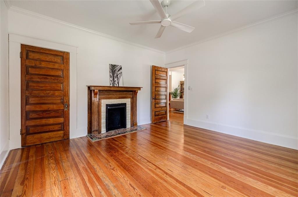 54 BATES Avenue SE