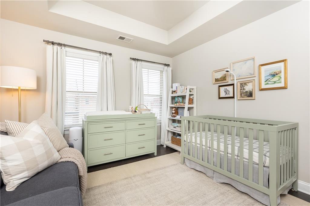 1807 Samantha Bend