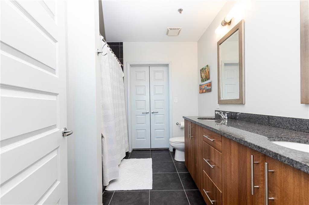 1080 Peachtree Street NE Unit 1305