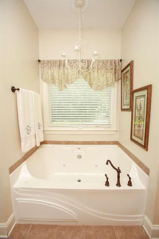 313 Wooded Glen Lane