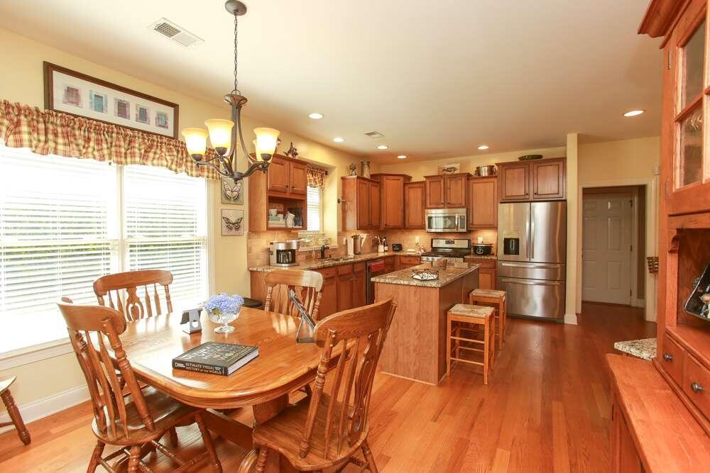 313 Wooded Glen Lane