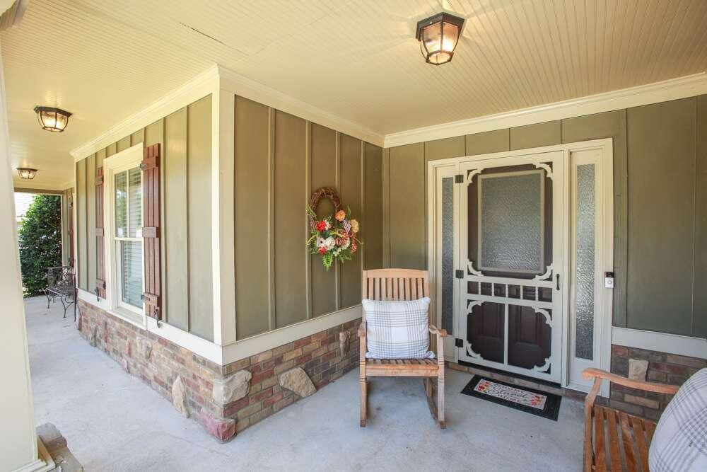 313 Wooded Glen Lane