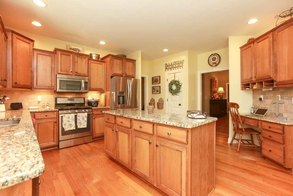 313 Wooded Glen Lane