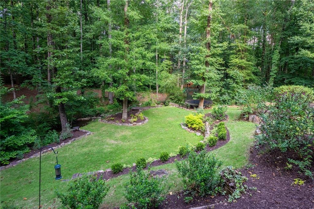 803 Birds Mill SE