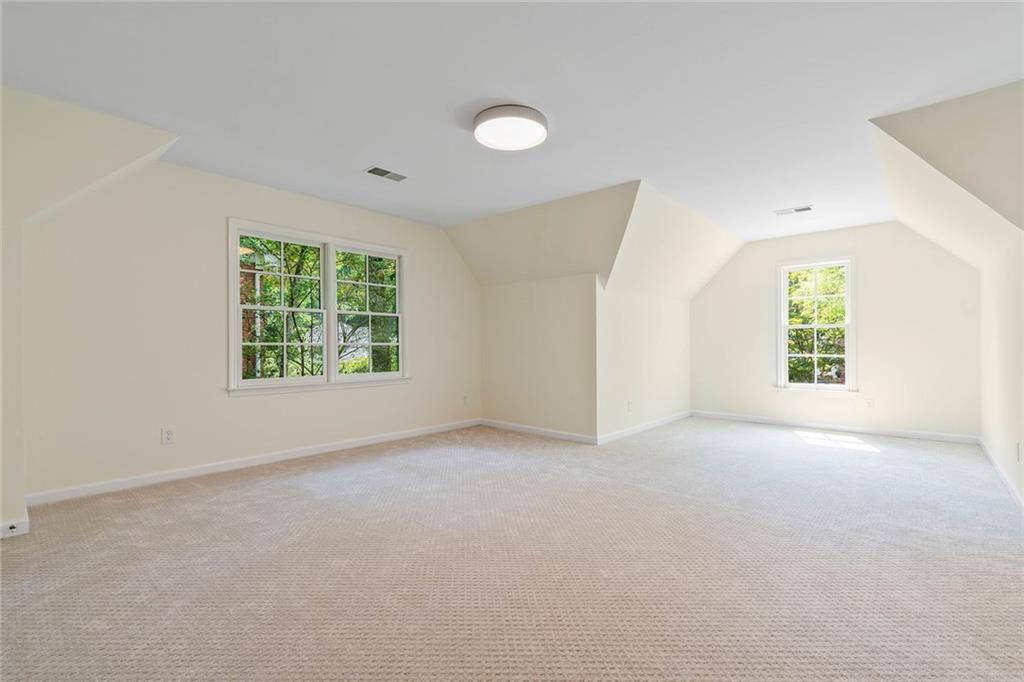 803 Birds Mill SE