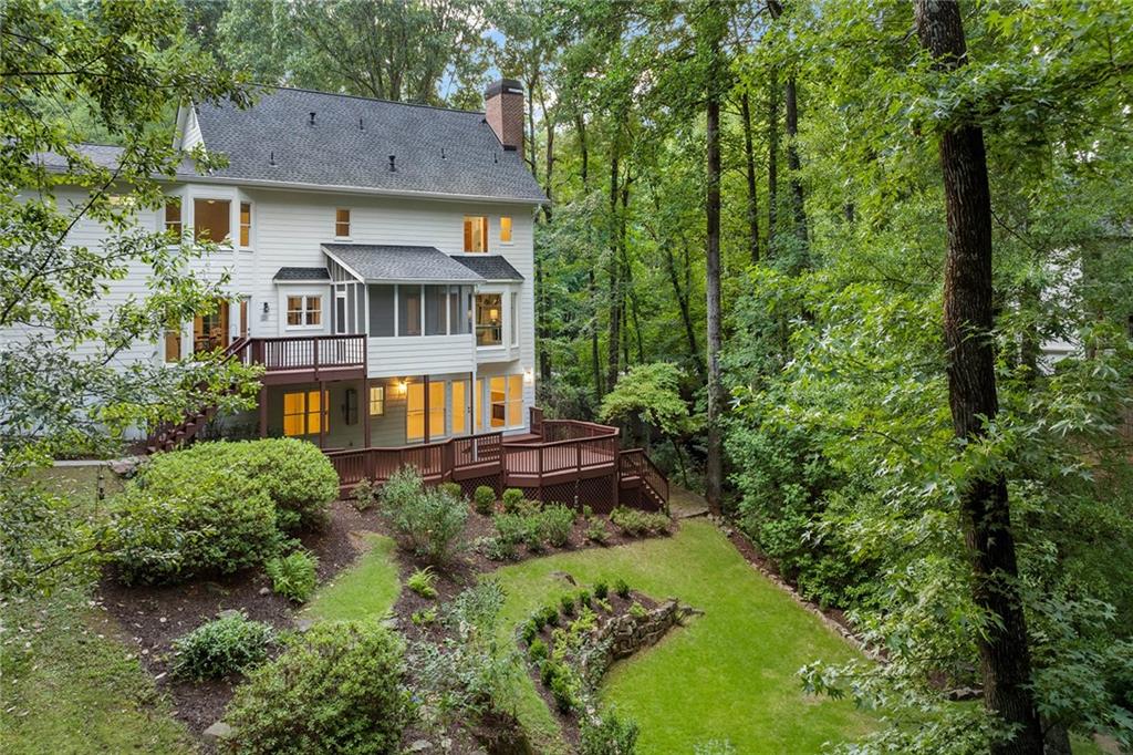 803 Birds Mill SE
