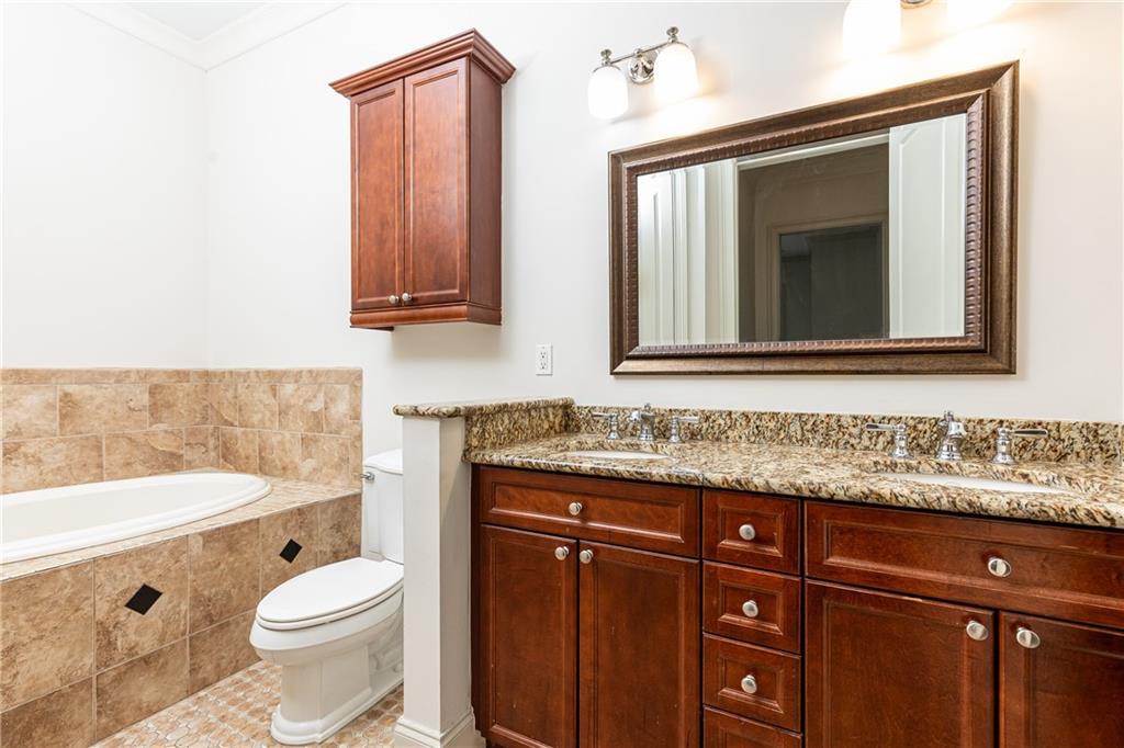 3635 E Paces Circle NE Unit 1418