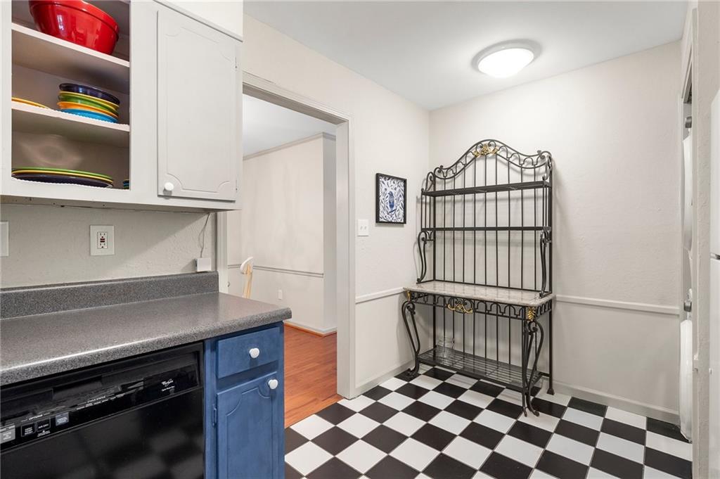 3 Vista Square NW Unit 3