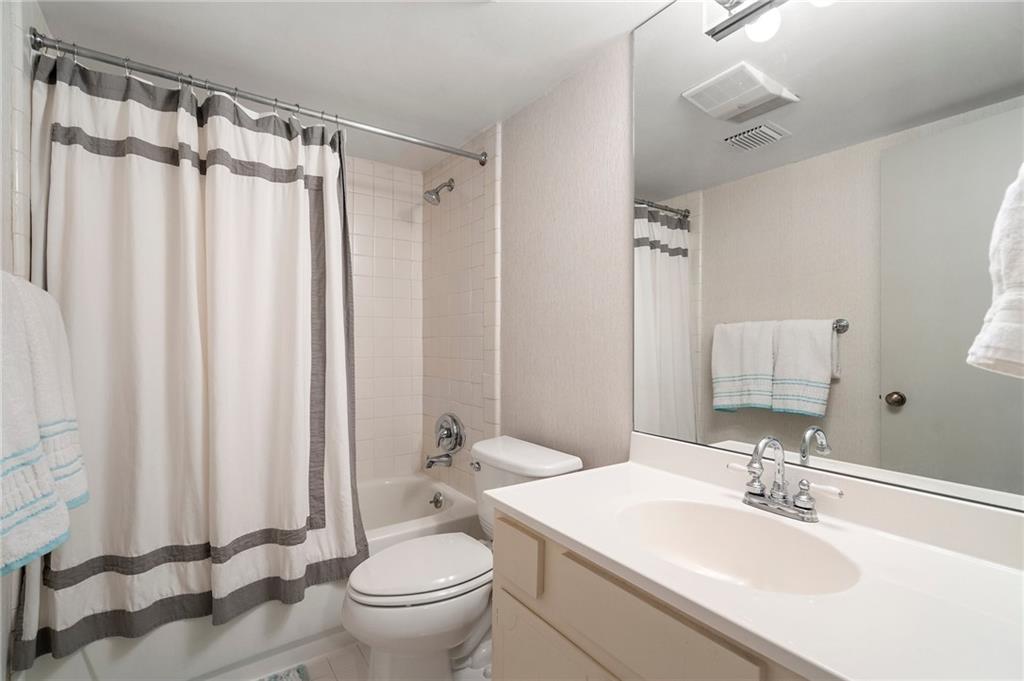 3 Vista Square NW Unit 3
