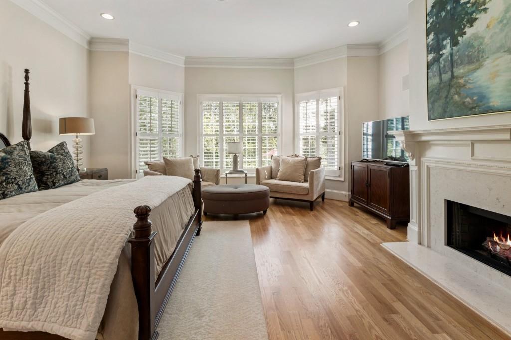 925 Pleasant Hollow Trail