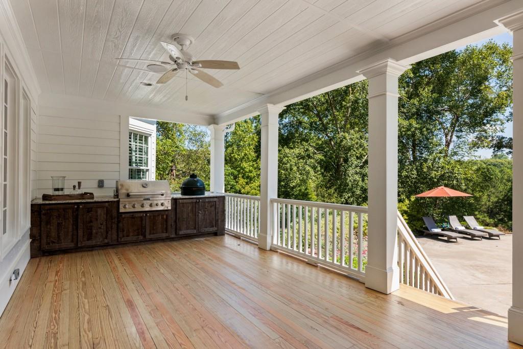925 Pleasant Hollow Trail