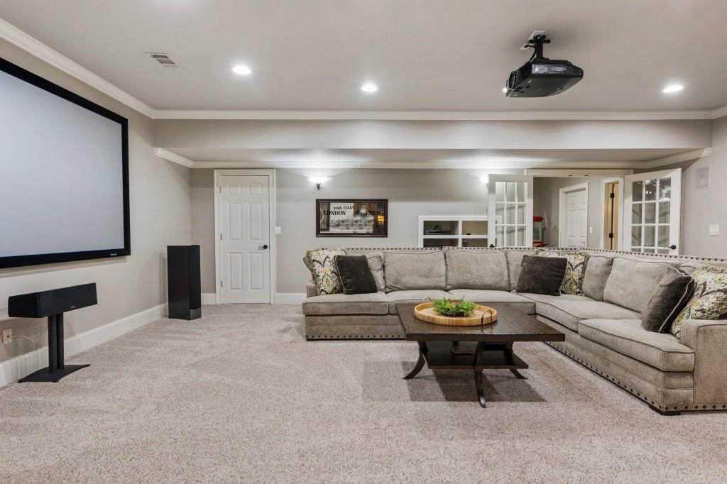 925 Pleasant Hollow Trail