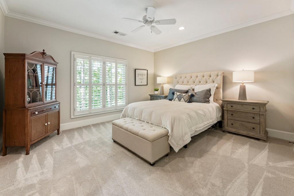 925 Pleasant Hollow Trail