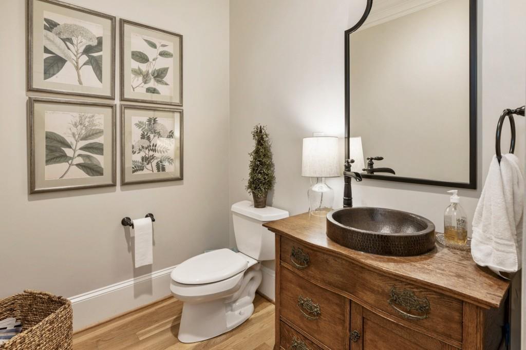925 Pleasant Hollow Trail