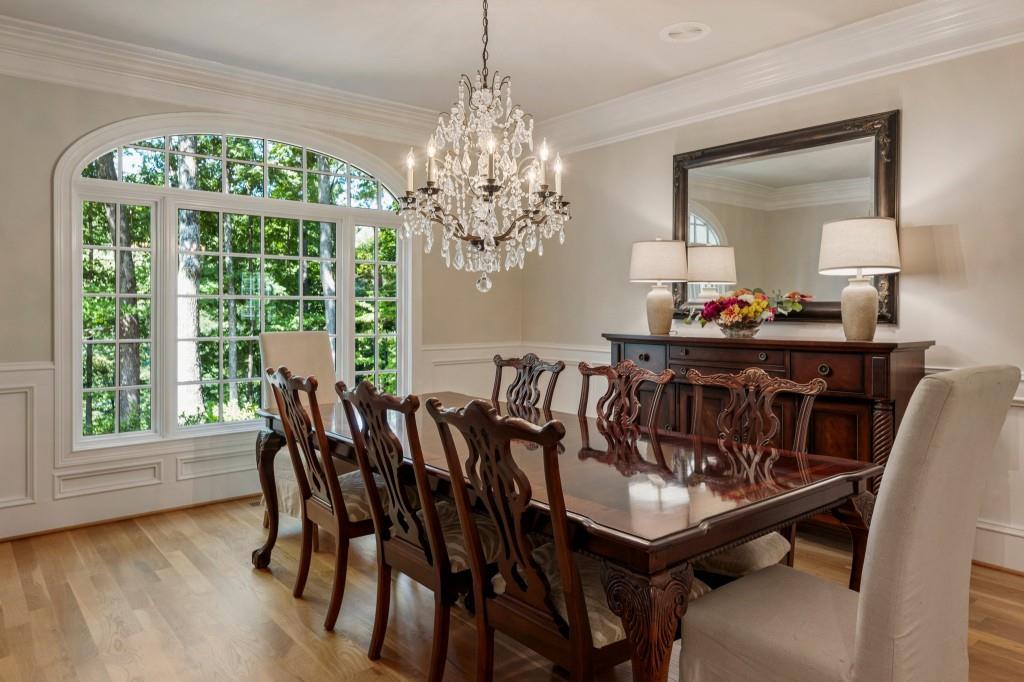 925 Pleasant Hollow Trail