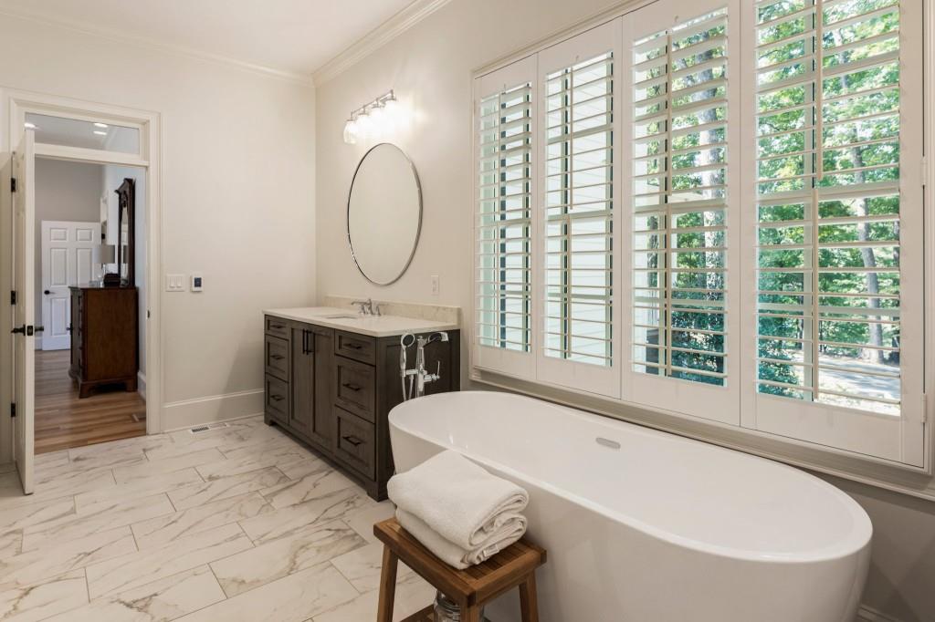 925 Pleasant Hollow Trail