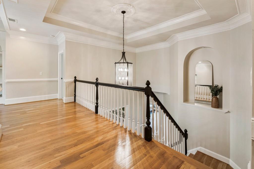 925 Pleasant Hollow Trail