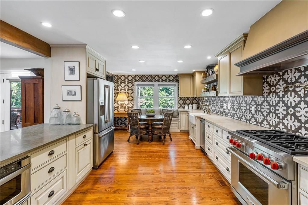2746 Margaret Mitchell Drive NW