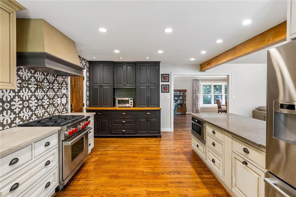 2746 Margaret Mitchell Drive NW