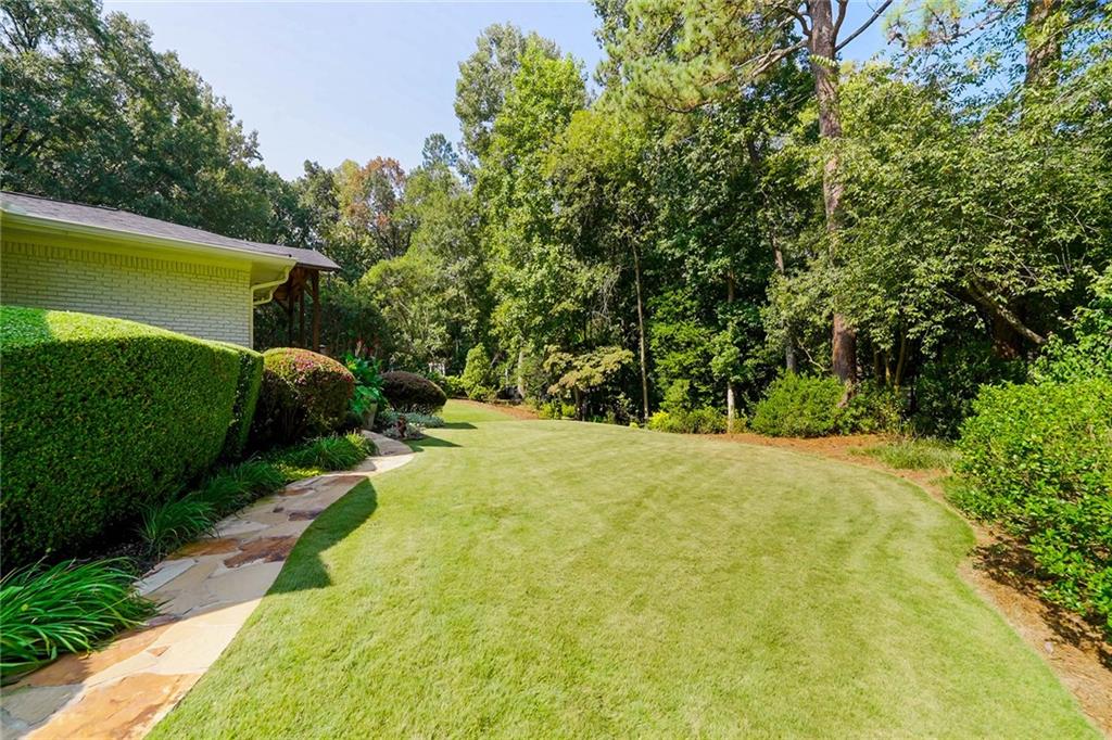 2746 Margaret Mitchell Drive NW