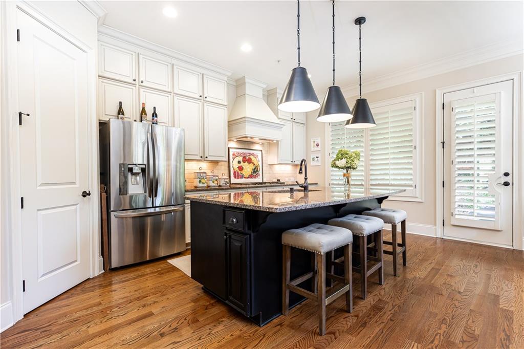 2775 Paces Lookout Lane SE