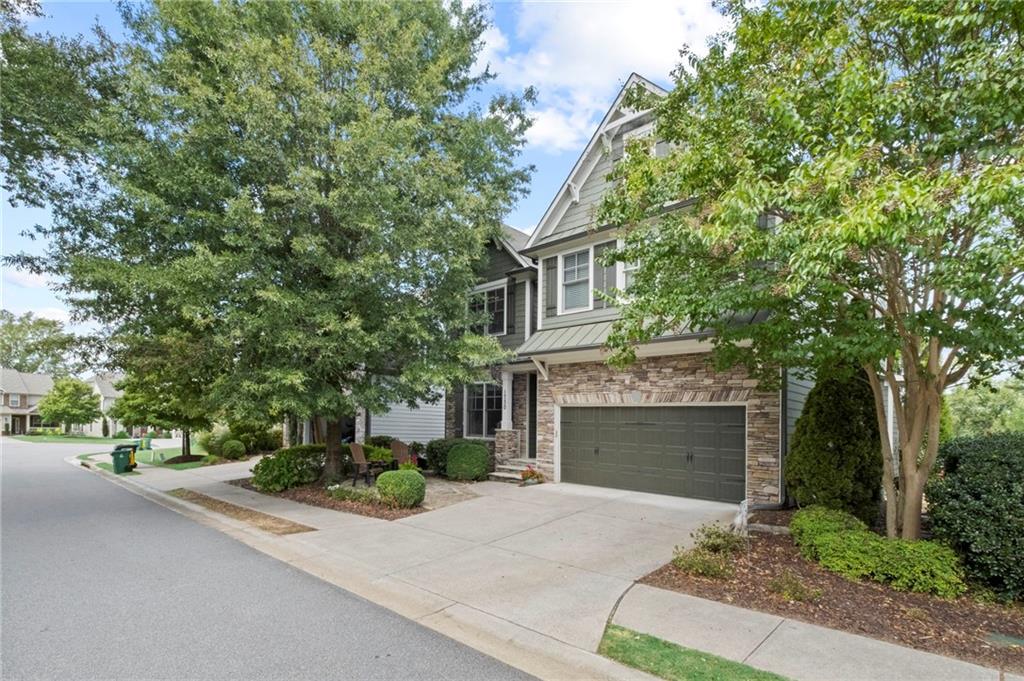 1730 Grand Oaks Drive