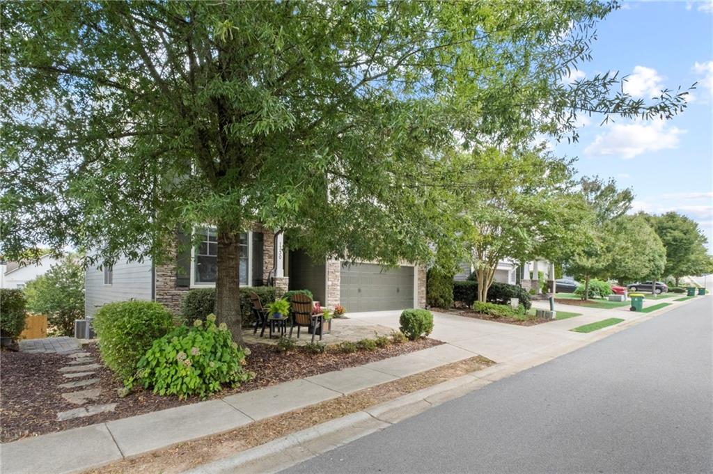 1730 Grand Oaks Drive