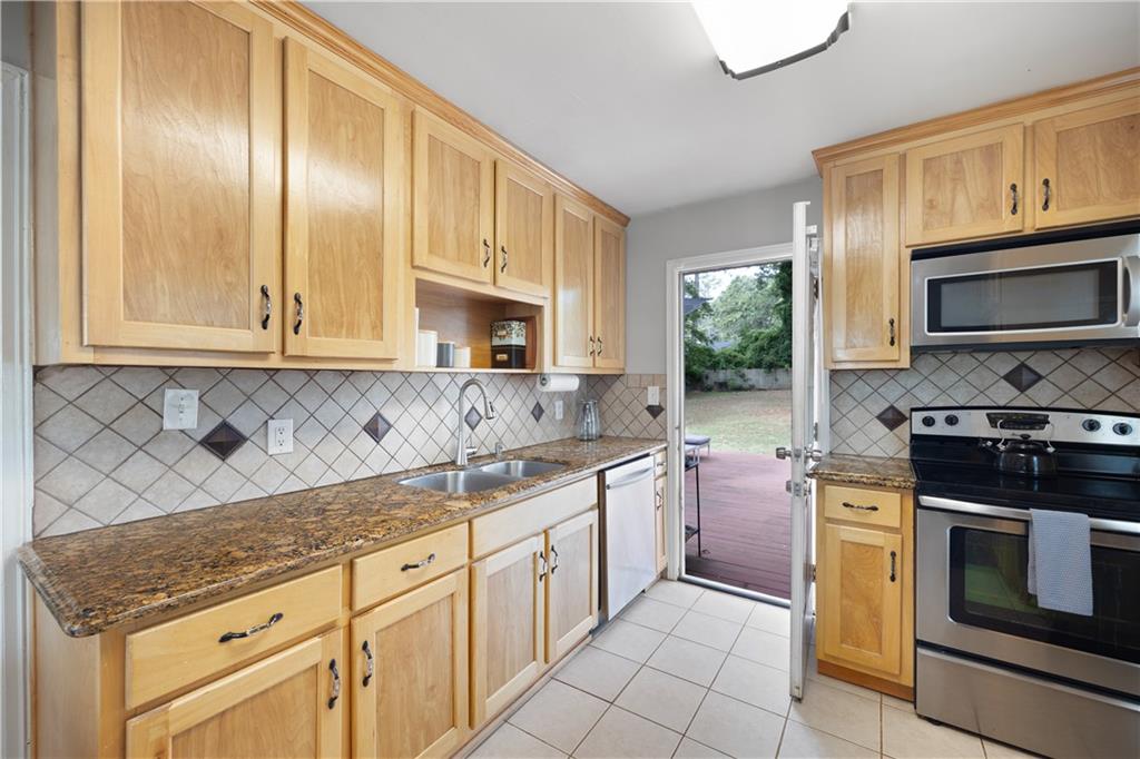 1781 Cecilia Drive SE