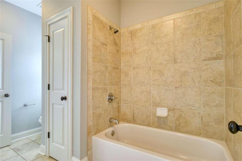 1062 Merrivale Chase