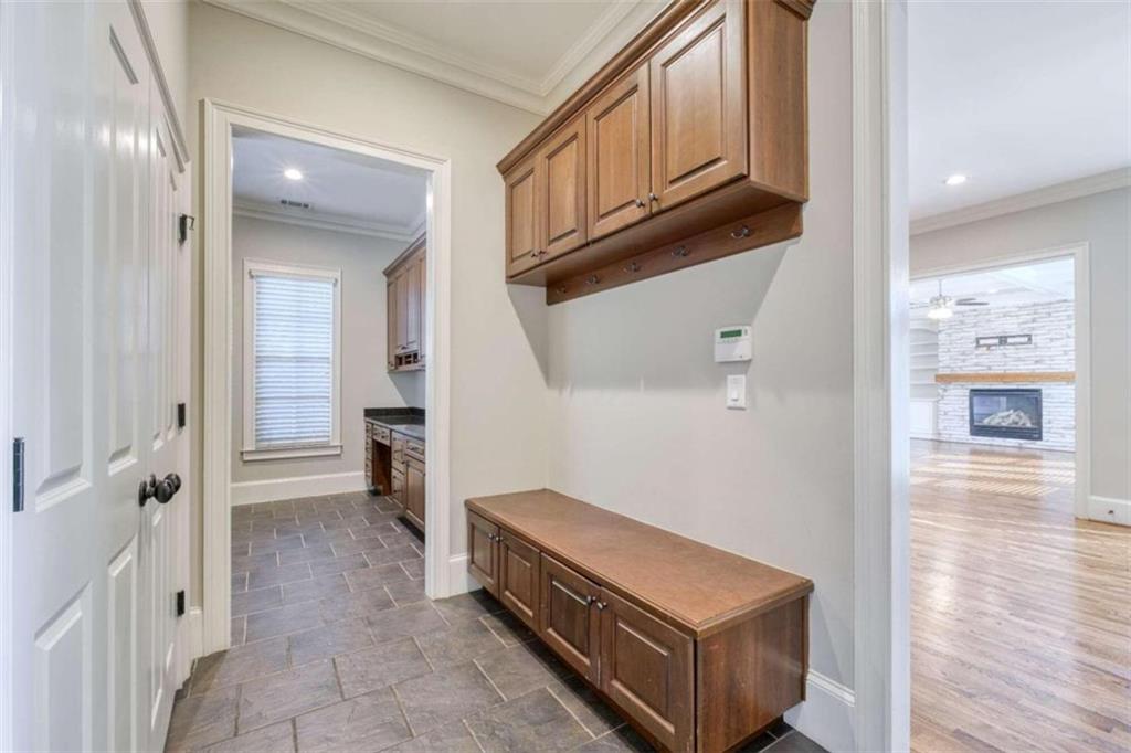 1062 Merrivale Chase