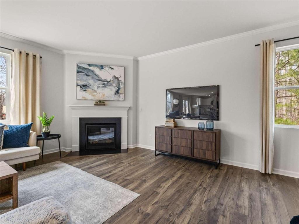6103 Zephyr Lane E
