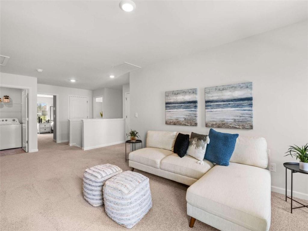6103 Zephyr Lane E