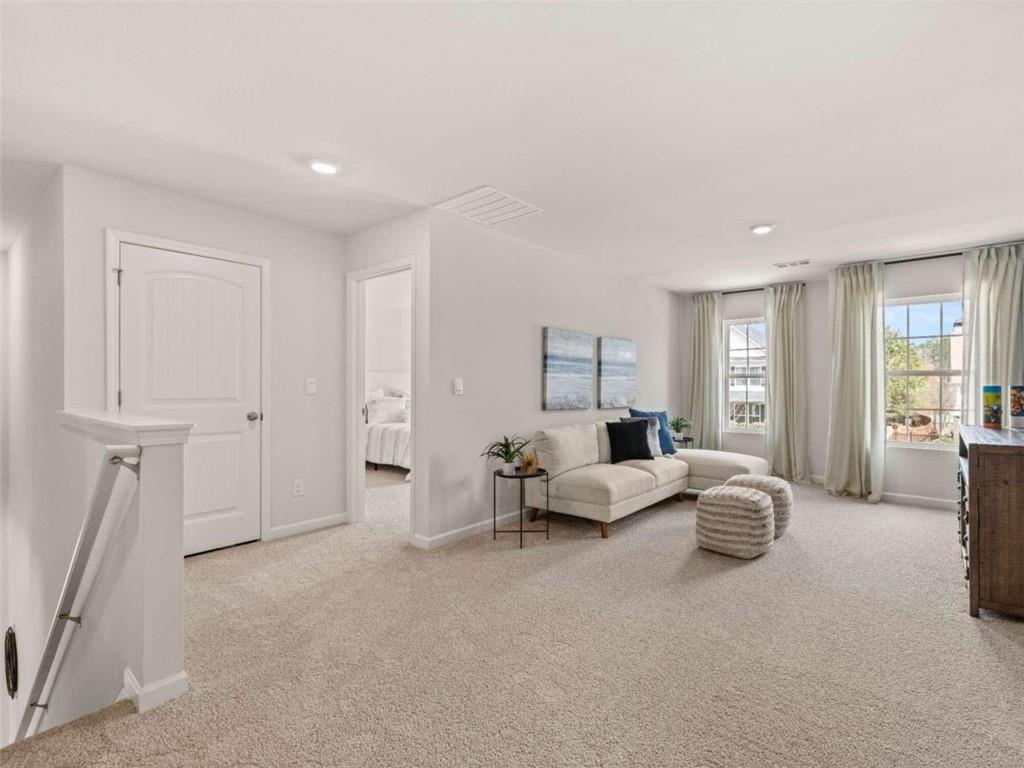 6103 Zephyr Lane E