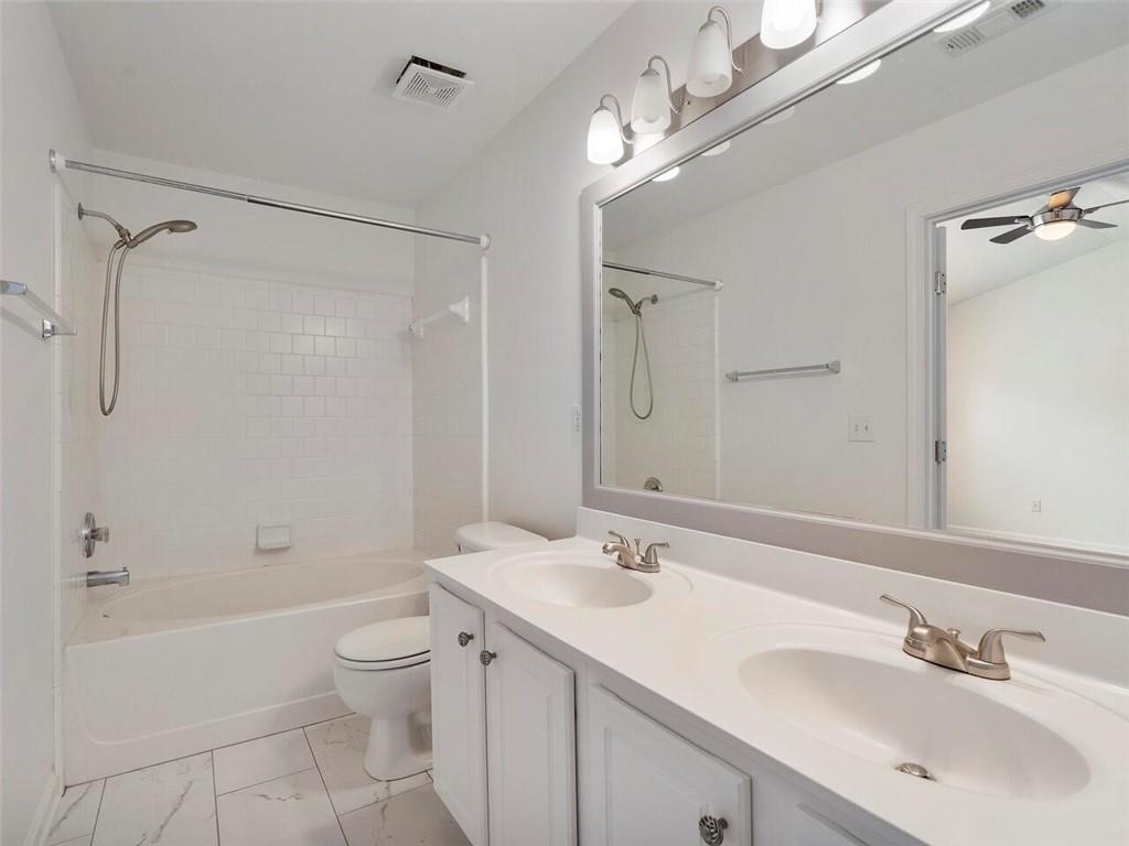 2320 Towneheights Terrace SE Unit 11