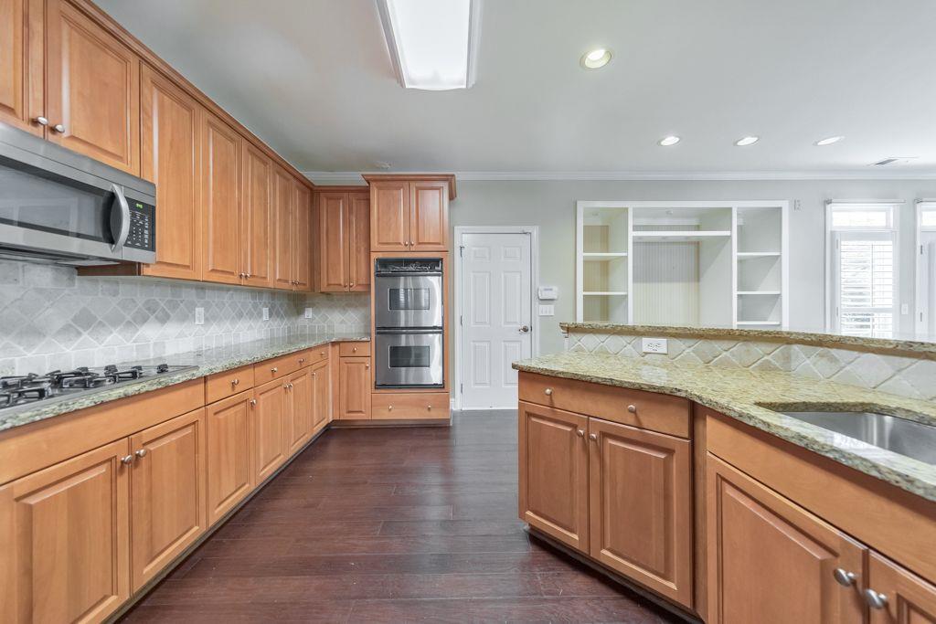 1490 Herndon Lane
