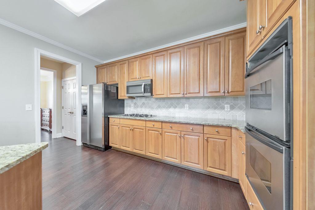 1490 Herndon Lane