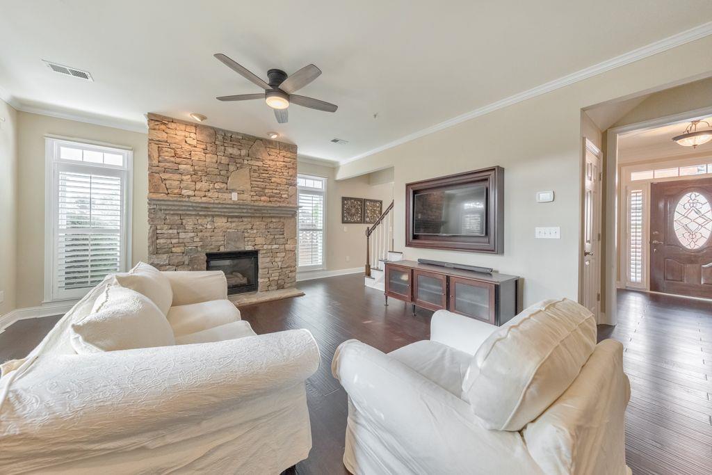 1490 Herndon Lane