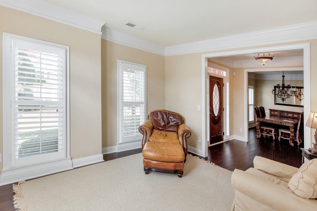 1490 Herndon Lane